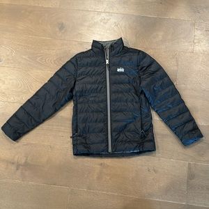 REI black/gray midweight puffy jacket - boys